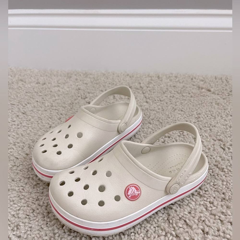 Crocs Crocband clogs- toddler/little kids size 10; beige, white